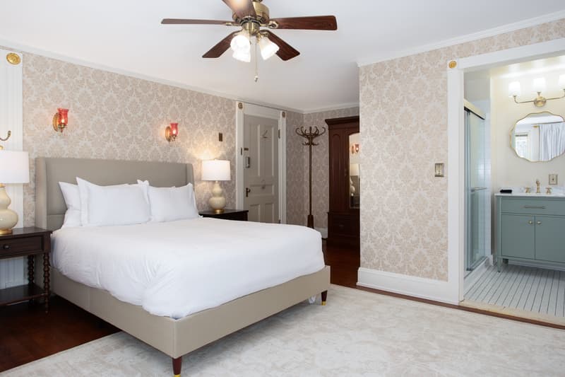 queen bed with plush bedding